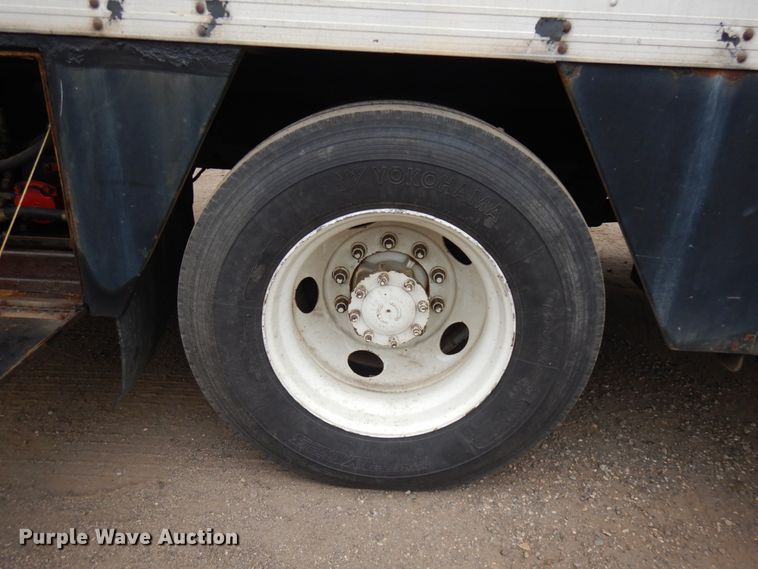 image for item KK9032 2001 Sterling Acterra  fuel / lube truck