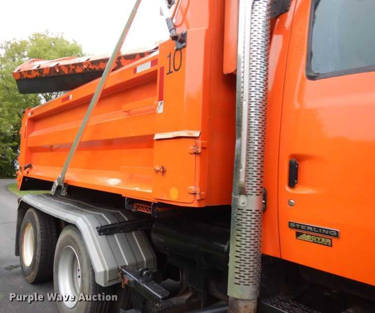 image for item KK9037 2002 Sterling LT9500  dump truck