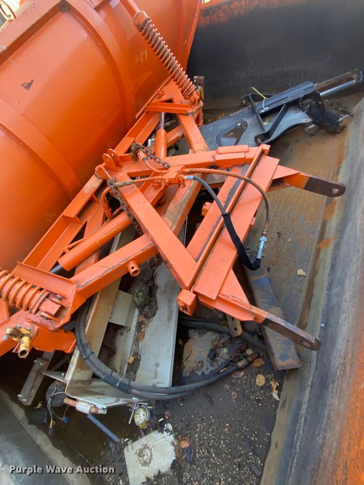 image for item KK9037 2002 Sterling LT9500  dump truck