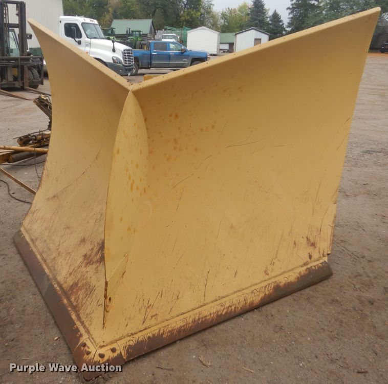 image for item KO9713 Falls V90 snow plow