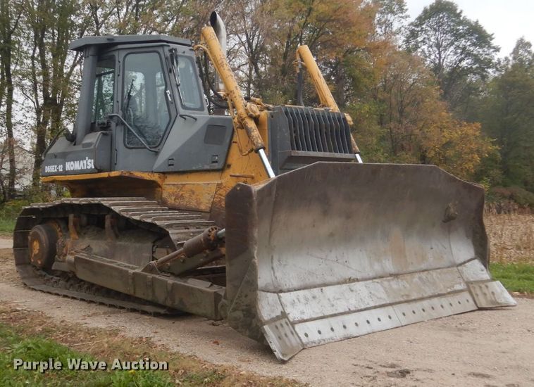 image for item KO9716 1996 Komatsu D65EX-12  dozer