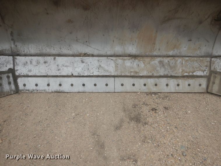 image for item KO9716 1996 Komatsu D65EX-12  dozer