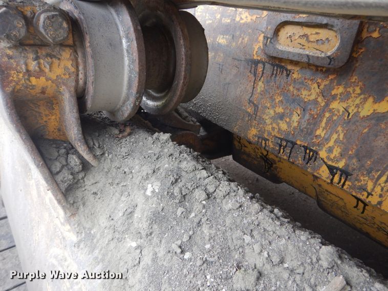 image for item KO9716 1996 Komatsu D65EX-12  dozer