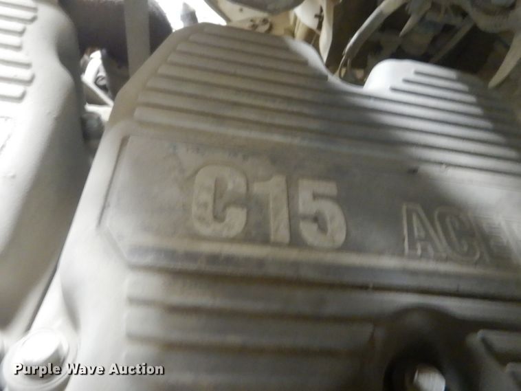 image for item KO9717 2005 Kenworth T800B  truck cab and chassis