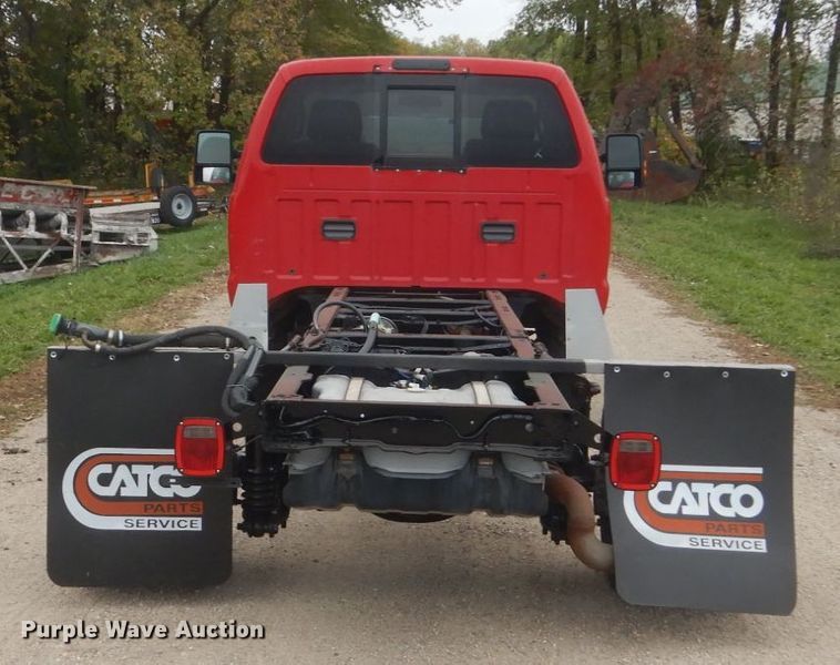 image for item KO9718 2015 Ford F450 Super Duty XLT  truck cab and chassis
