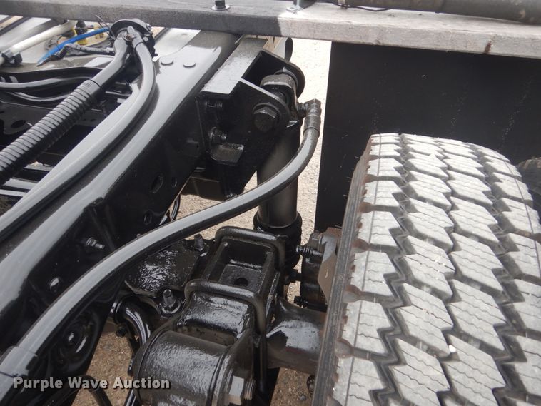 image for item KO9718 2015 Ford F450 Super Duty XLT  truck cab and chassis