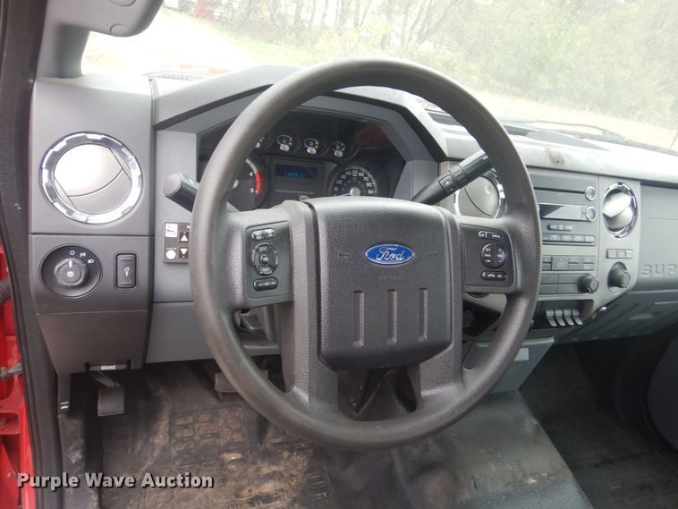 image for item KO9718 2015 Ford F450 Super Duty XLT  truck cab and chassis