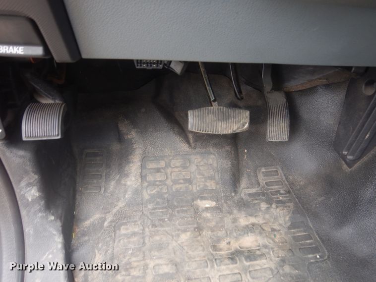 image for item KO9718 2015 Ford F450 Super Duty XLT  truck cab and chassis