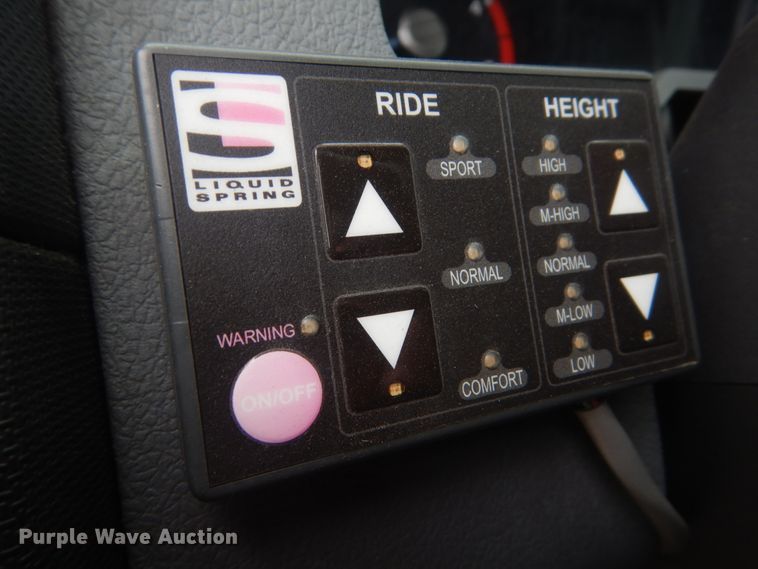 image for item KO9718 2015 Ford F450 Super Duty XLT  truck cab and chassis