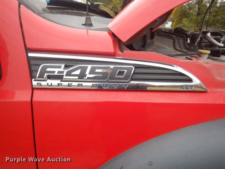 image for item KO9718 2015 Ford F450 Super Duty XLT  truck cab and chassis