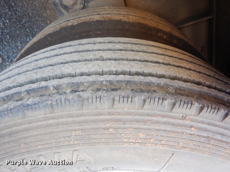 image for item DG1737 2006 Ledwell LW48HT2-10-PB  drop deck equipment trailer