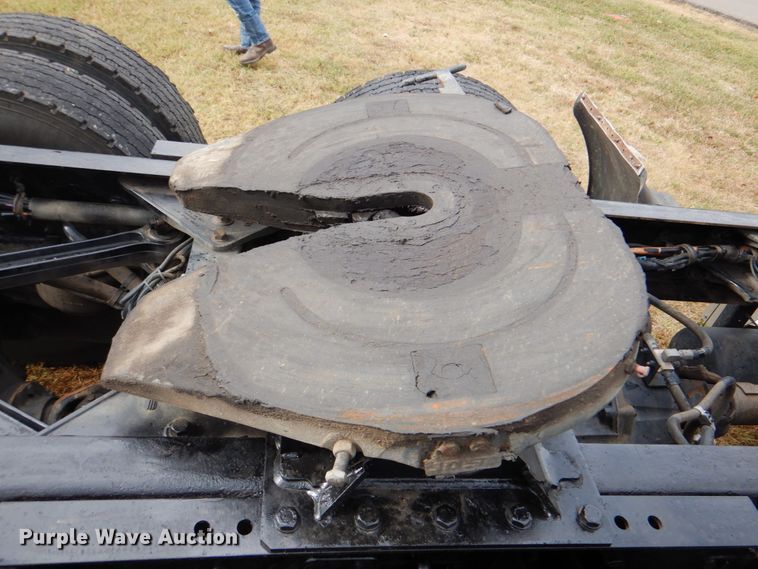 image for item DG1745 2006 Kenworth T800  semi truck