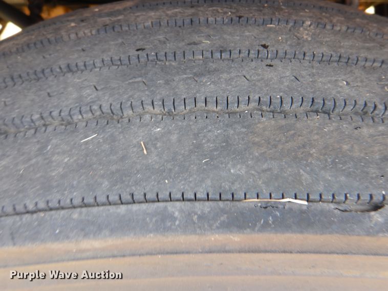 image for item DG1745 2006 Kenworth T800  semi truck