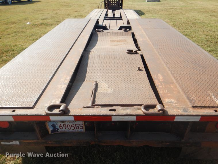 image for item DG1843 1995 Fontaine  lowboy equipment trailer