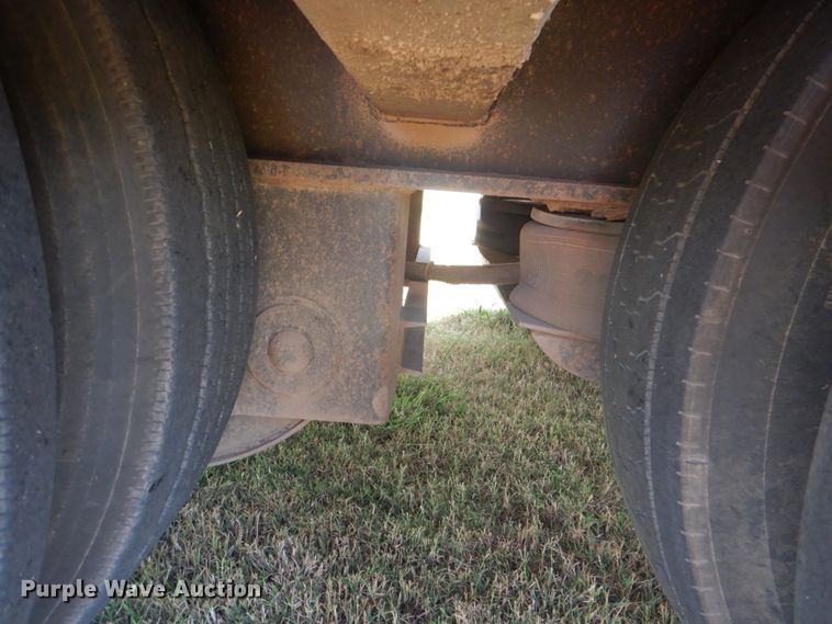 image for item DG1843 1995 Fontaine  lowboy equipment trailer