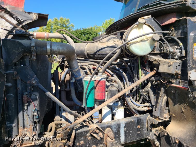 image for item DI6222 2001 Mack CH613  semi truck