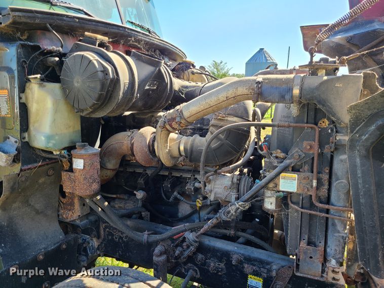 image for item DI6222 2001 Mack CH613  semi truck