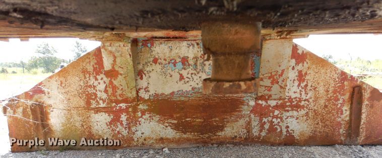 image for item DJ0489 1973 IHC 2050A equipment trailer