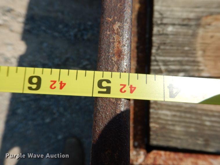 image for item DJ0489 1973 IHC 2050A equipment trailer