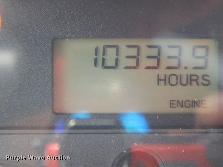 image for item DJ7299 2013 Freightliner Cascadia 125  semi truck