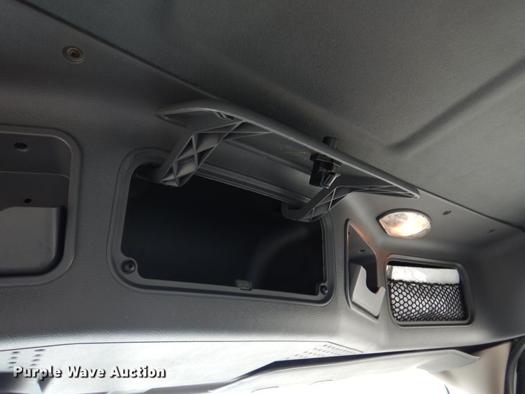 image for item DJ7299 2013 Freightliner Cascadia 125  semi truck