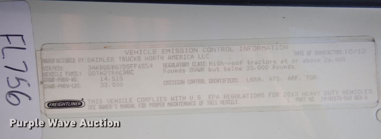 image for item DJ7299 2013 Freightliner Cascadia 125  semi truck