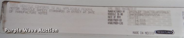 image for item DJ7299 2013 Freightliner Cascadia 125  semi truck