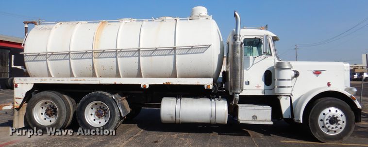 image for item DK8227 1985 Peterbilt 359  tank truck