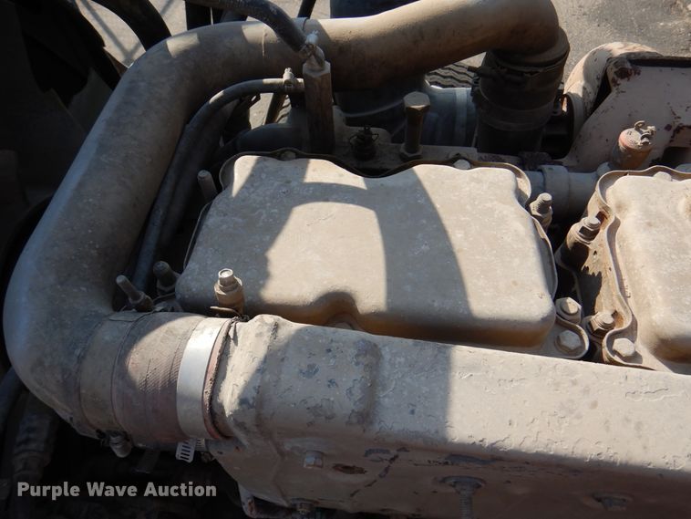 image for item DK8227 1985 Peterbilt 359  tank truck