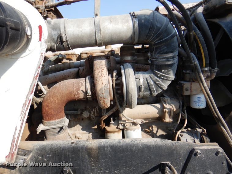 image for item DK8227 1985 Peterbilt 359  tank truck