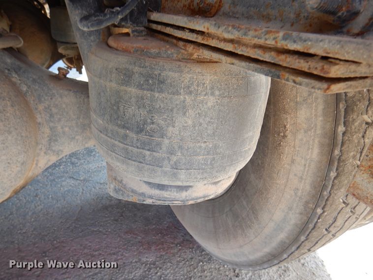 image for item DK8227 1985 Peterbilt 359  tank truck