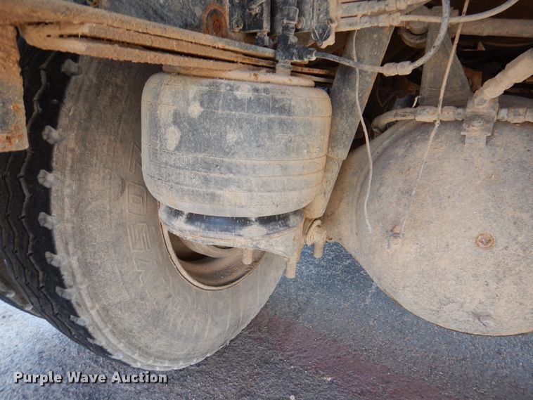 image for item DK8227 1985 Peterbilt 359  tank truck