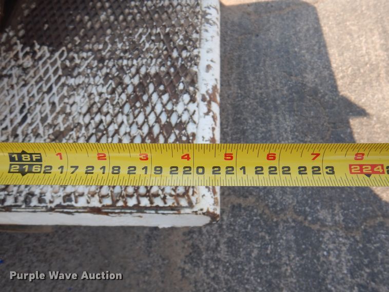 image for item DK8227 1985 Peterbilt 359  tank truck