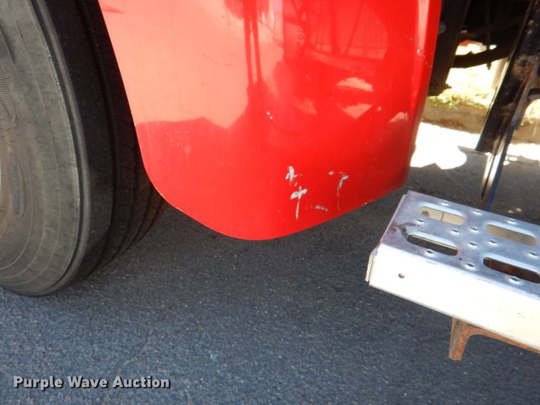 image for item DL0169 1999 Sterling L7501  semi truck