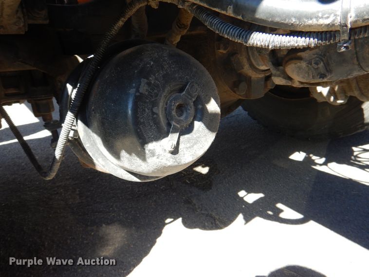 image for item DL0169 1999 Sterling L7501  semi truck