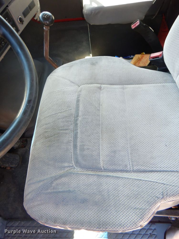 image for item DL0169 1999 Sterling L7501  semi truck