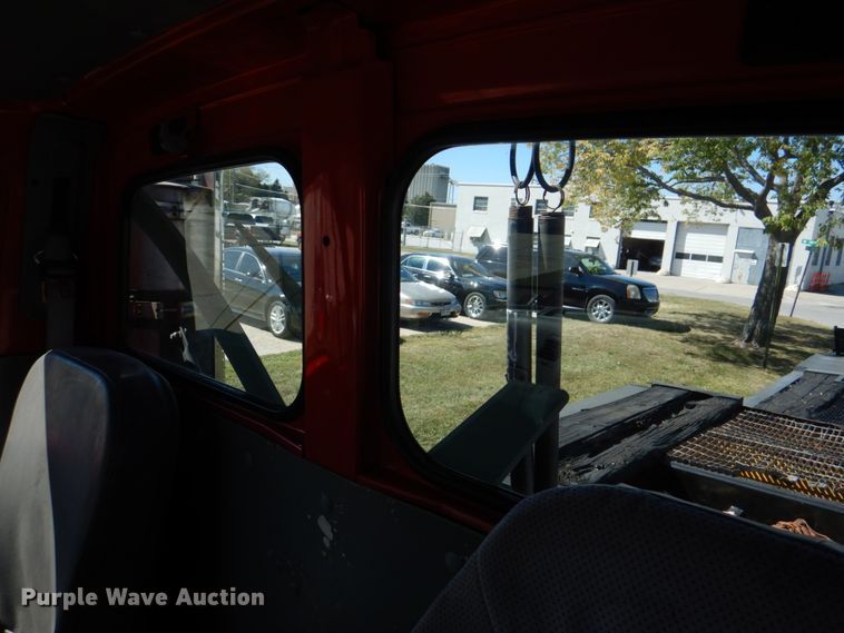 image for item DL0169 1999 Sterling L7501  semi truck