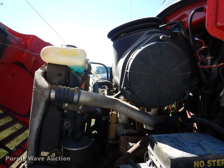 image for item DL0169 1999 Sterling L7501  semi truck