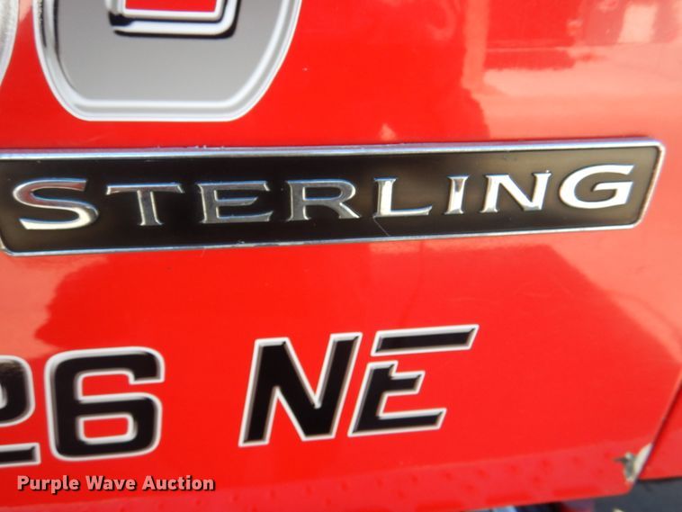 image for item DL0169 1999 Sterling L7501  semi truck