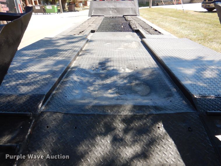 image for item DL0170 1978 Load King  drop deck equipment trailer