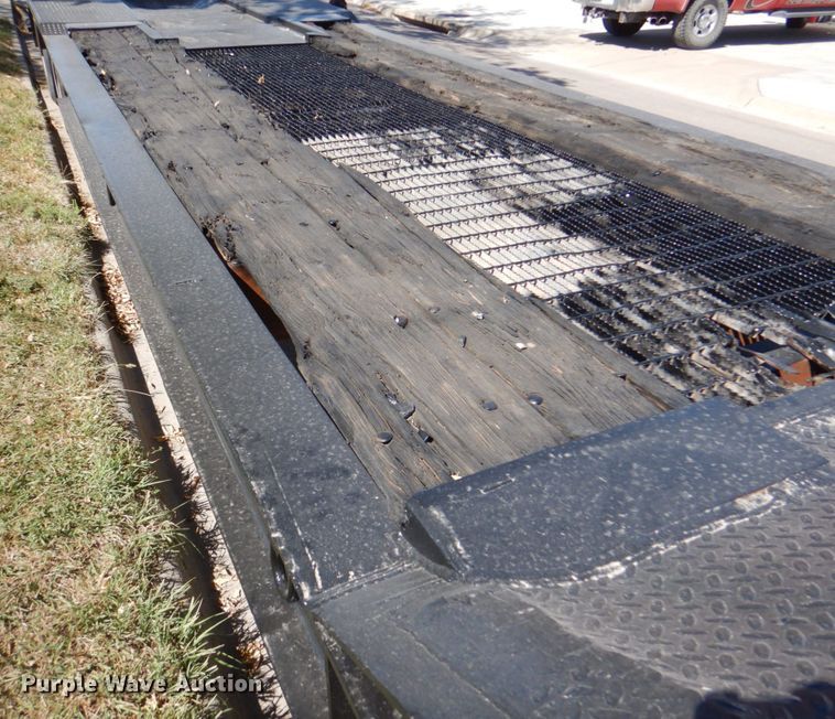 image for item DL0170 1978 Load King  drop deck equipment trailer