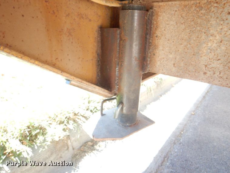 image for item DL0170 1978 Load King  drop deck equipment trailer