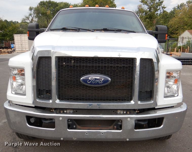 image for item DL3175 2017 Ford F650 Super Duty  rollback truck