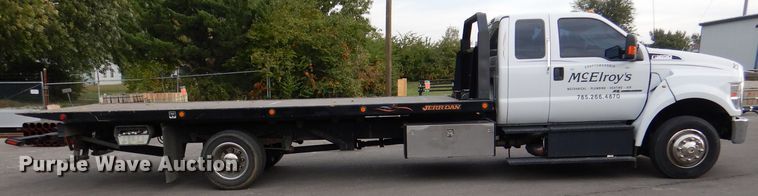 image for item DL3175 2017 Ford F650 Super Duty  rollback truck