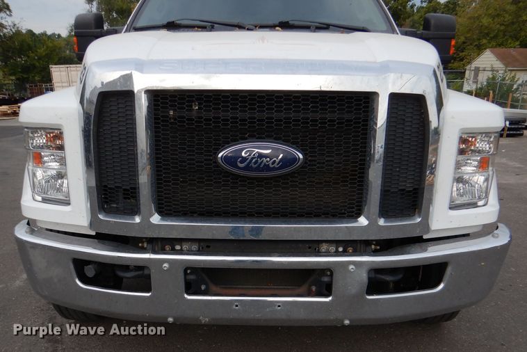 image for item DL3175 2017 Ford F650 Super Duty  rollback truck