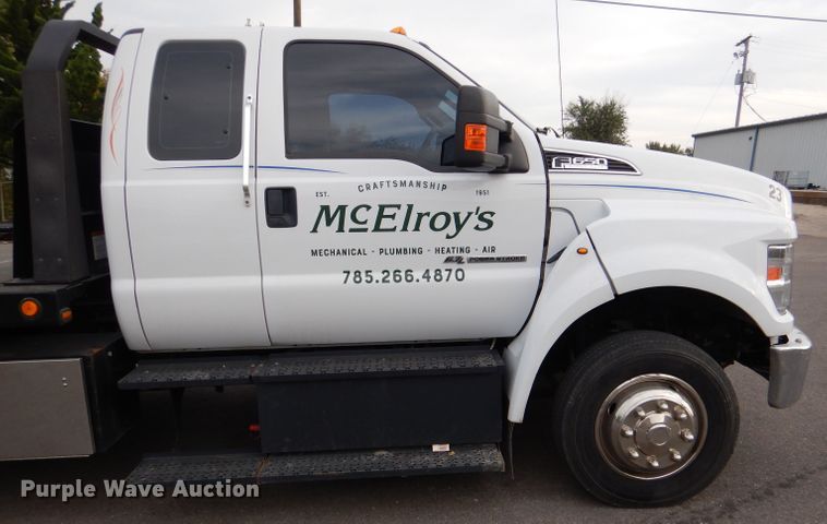 image for item DL3175 2017 Ford F650 Super Duty  rollback truck