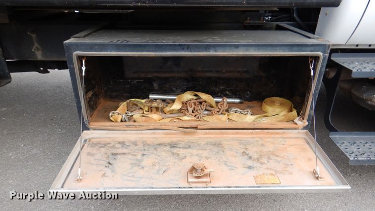 image for item DL3175 2017 Ford F650 Super Duty  rollback truck