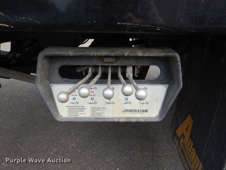 image for item DL3175 2017 Ford F650 Super Duty  rollback truck