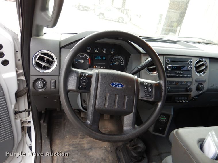 image for item DL3175 2017 Ford F650 Super Duty  rollback truck