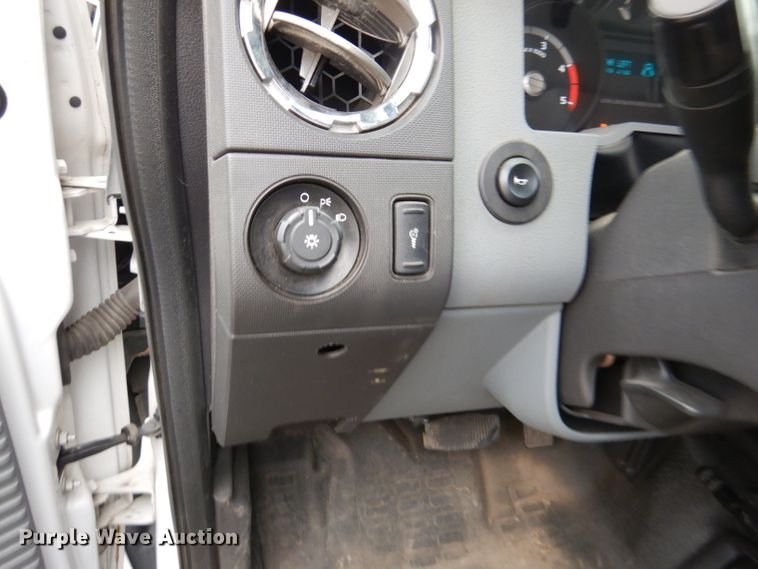 image for item DL3175 2017 Ford F650 Super Duty  rollback truck